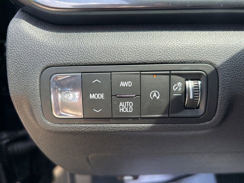 New 2026 GMC Terrain AT4 w/ Technology Package II image 25