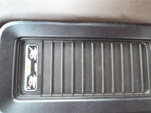 Used 2018 GMC Sierra 1500 SLT w/ SLT Premium Package image 34