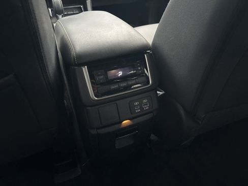 Certified 2023 Subaru Ascent Onyx Edition AWD/4WD image 24