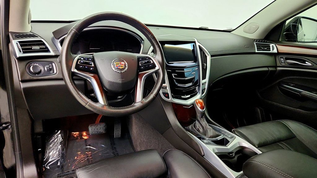 Used 2015 Cadillac SRX Luxury w/ Driver Awareness Package FWD image 13