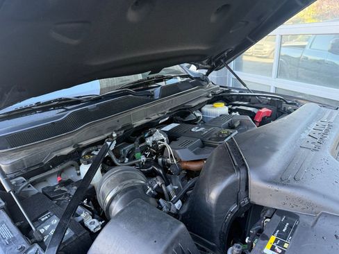 Used 2022 RAM 2500 Laramie AWD/4WD image 47