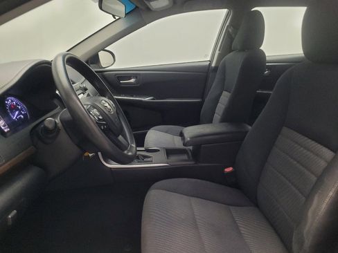 Used 2017 Toyota Camry LE FWD image 17