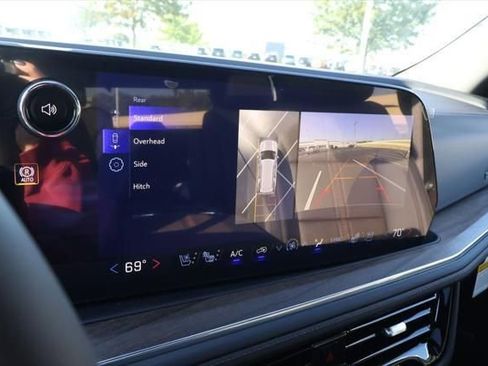 New 2026 Chevrolet Tahoe High Country w/ Sun And Tow Package image 29