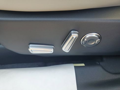 New 2026 Lincoln Nautilus Reserve image 12