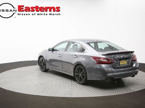 Used 2018 Nissan Altima 2.5 SR w/ SR Midnight Edition image 64