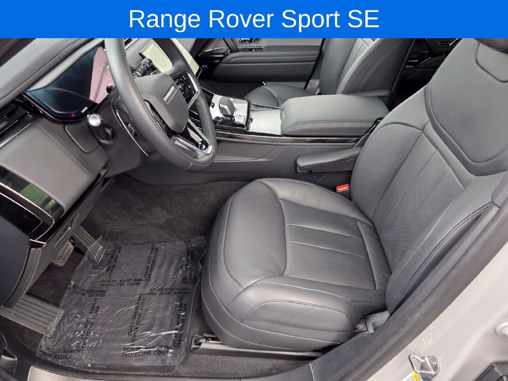 Used 2024 Land Rover Range Rover Sport SE AWD/4WD image 9