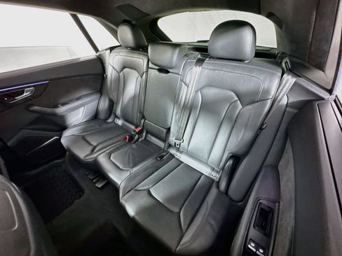 Used 2019 Audi Q8 Prestige AWD/4WD image 24