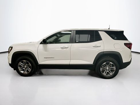 Used 2025 GMC Terrain Elevation AWD/4WD image 4