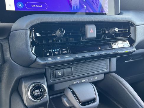 New 2026 Toyota Land Cruiser image 18