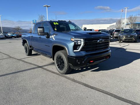 New 2026 Chevrolet Silverado 2500 LT w/ Trail Boss Package image 1