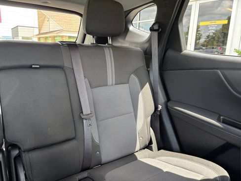 Used 2025 Chevrolet Blazer LT FWD image 38