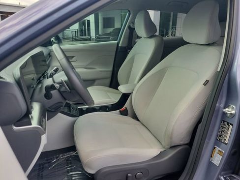 Used 2024 Hyundai Kona SEL FWD image 15