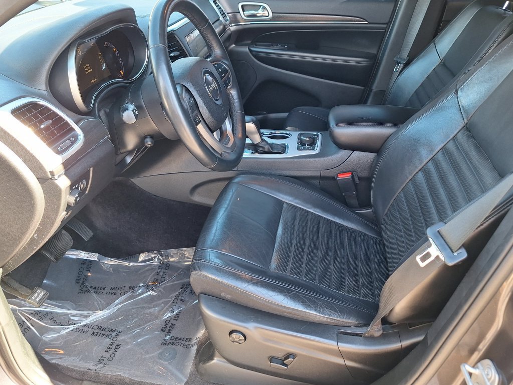 Used 2018 Jeep Grand Cherokee Limited AWD/4WD image 10