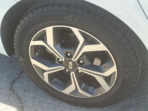 Used 2020 Kia Forte LXS image 8