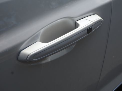 Used 2023 Cadillac XT5 Sportv w/ Technology Package image 19