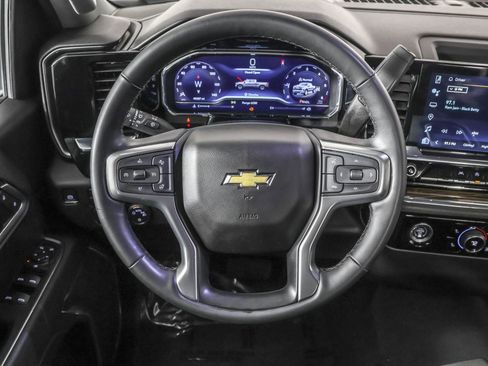 Used 2023 Chevrolet Silverado 1500 LT image 26
