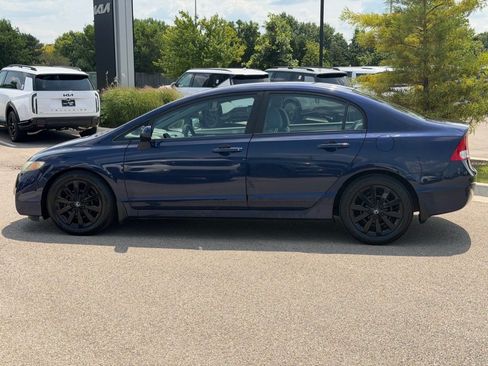 Used 2011 Honda Civic LX image 3