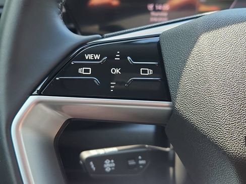 Certified 2025 Audi Q5 Premium w/ Convenience Package AWD/4WD image 19