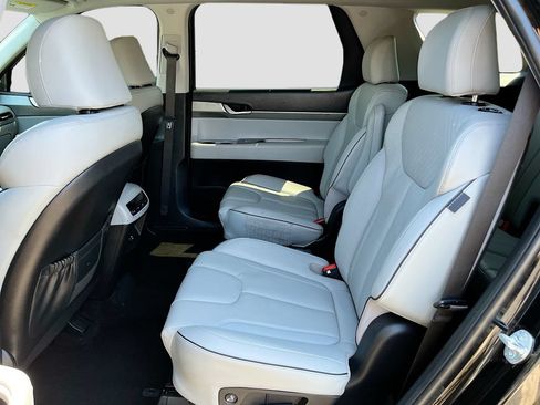 Used 2023 Hyundai Palisade SEL w/ Cargo Package AWD/4WD image 24