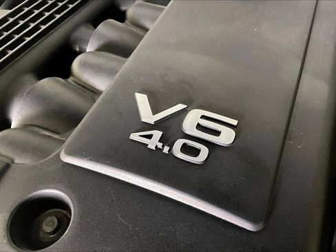 Used 2019 Nissan Frontier PRO-4X image 32