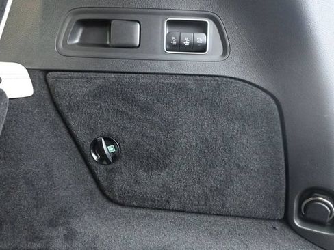 Used 2026 Mercedes-Benz GLS 450 4MATIC image 24