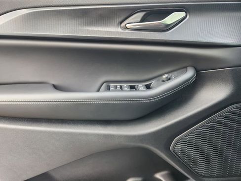 New 2025 Jeep Grand Cherokee L Laredo RWD image 16