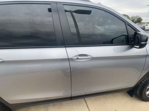 Used 2025 Honda Passport TrailSport image 3