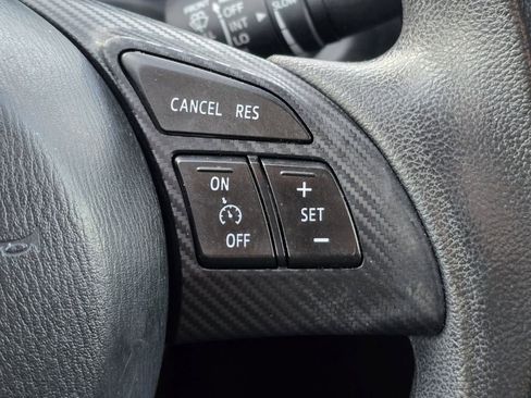 Used 2016 MAZDA MAZDA3 i Sport image 11