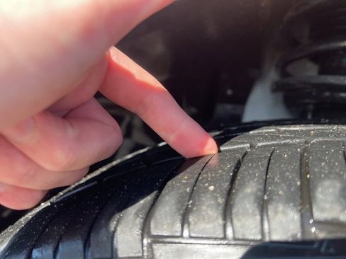 Used 2019 Jeep Compass Limited image 11