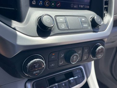 Used 2020 GMC Acadia SLT w/ Driver Alert Package II FWD image 7