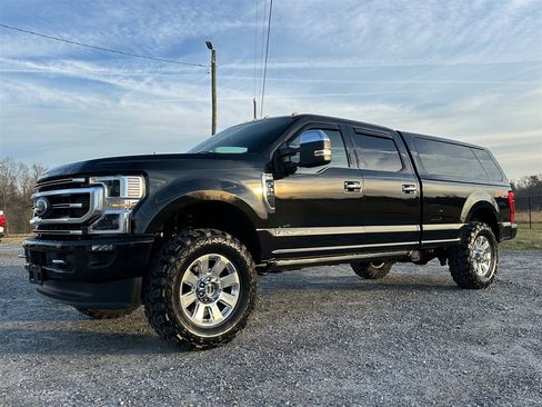 Used 2021 Ford F350 Platinum w/ FX4 Off-Road Package image 44