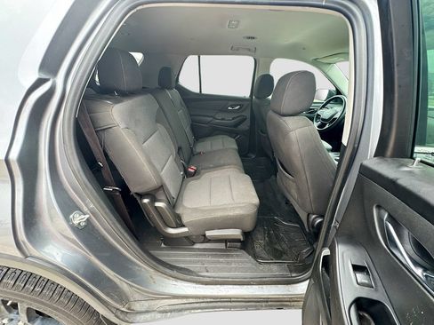 Used 2020 Chevrolet Traverse LS FWD image 30