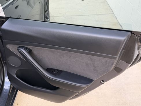 Used 2022 Tesla Model 3 Standard Range RWD image 30