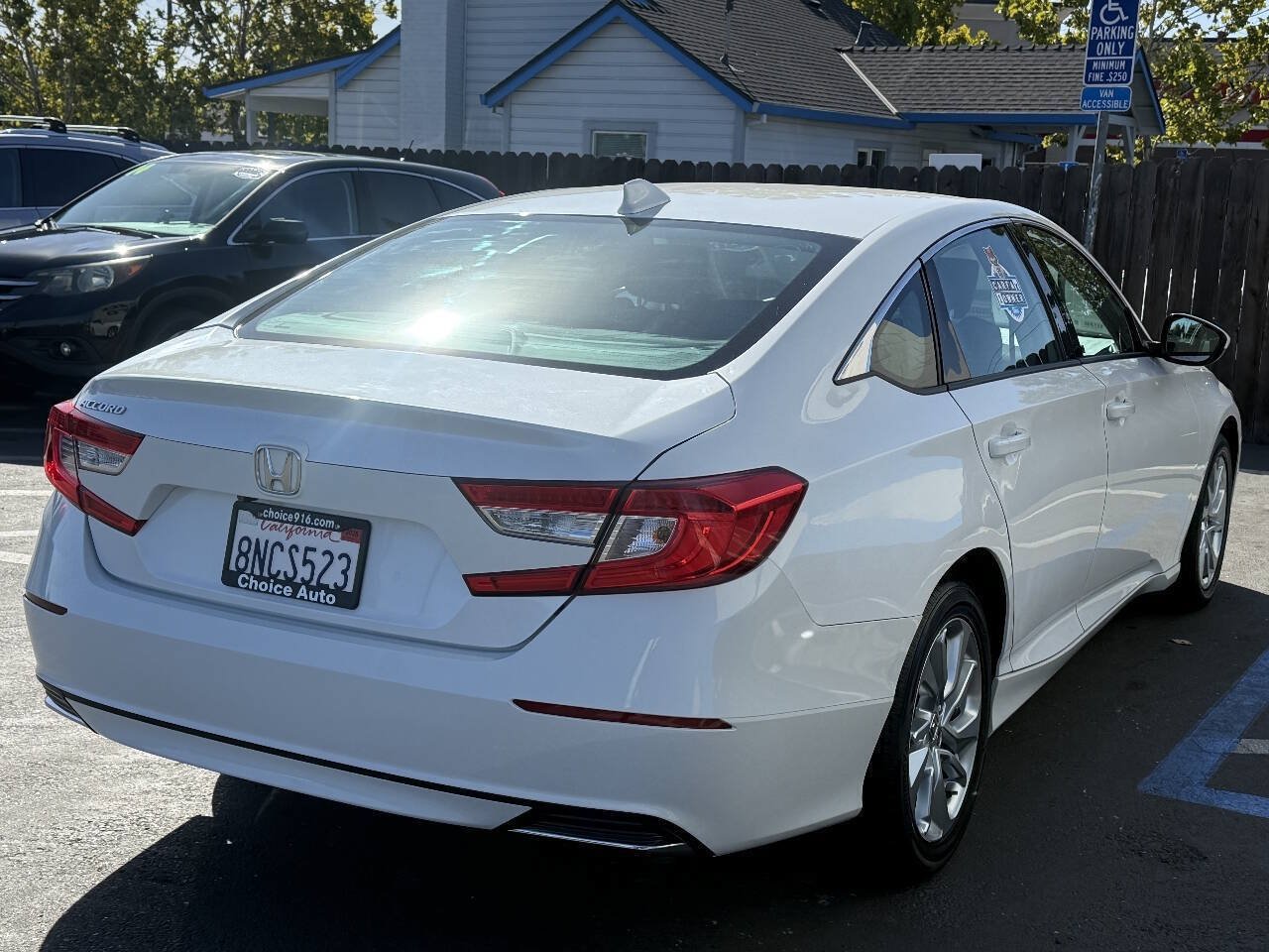 Used 2019 Honda Accord LX image 6