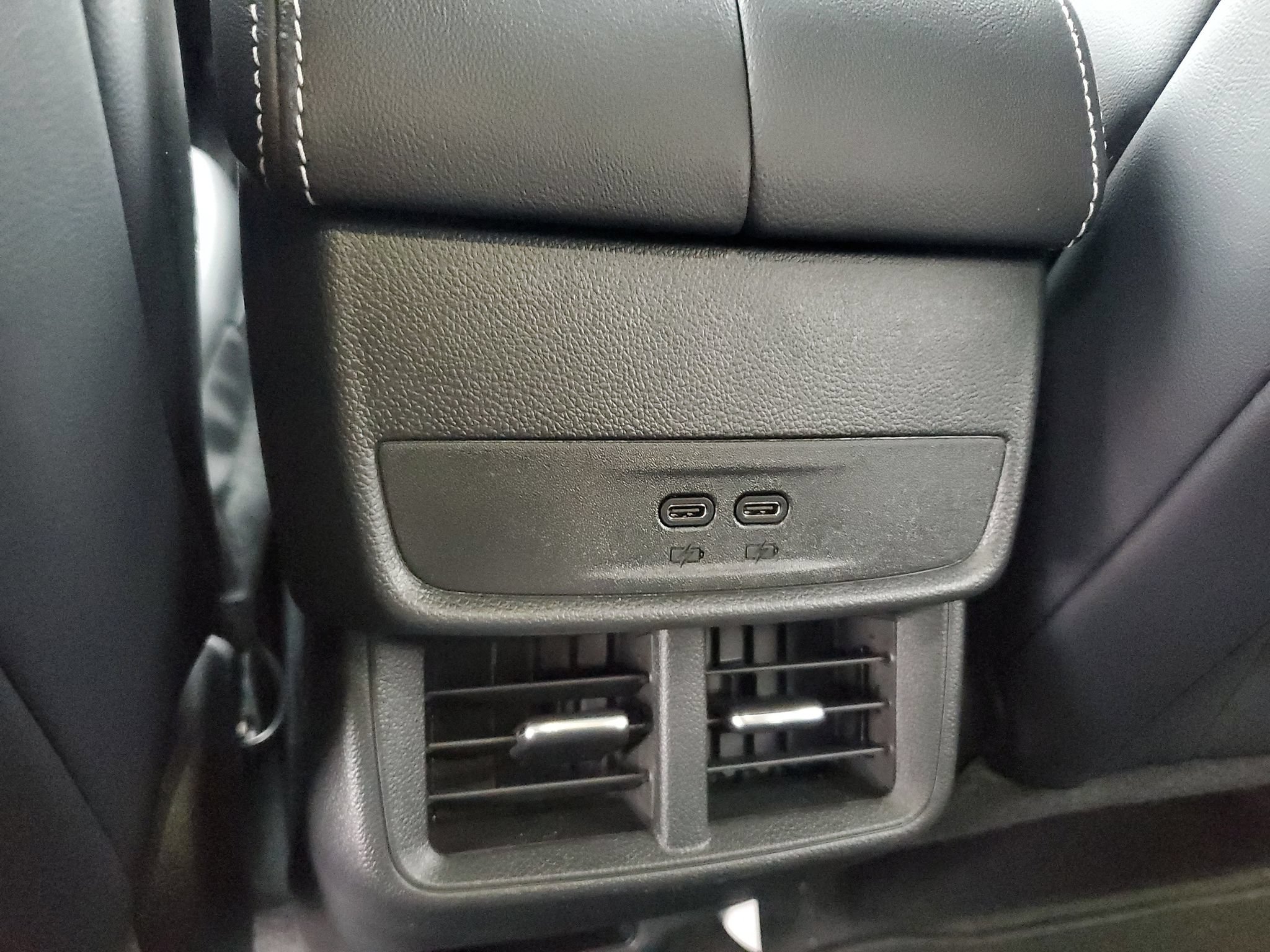 New 2027 GMC Terrain Elevation w/ Elevation Premium Package AWD/4WD image 12