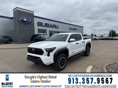 Used 2024 Toyota Tacoma TRD Off-Road w/ TRD Off Road Upgrade Package AWD/4WD image 1
