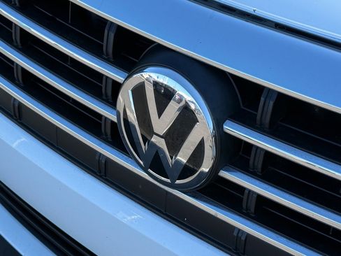 Used 2019 Volkswagen Jetta SE image 8