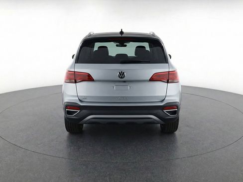 Used 2025 Volkswagen Taos S FWD image 7