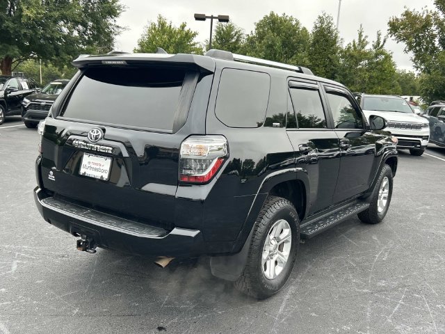 Used 2022 Toyota 4Runner SR5 Premium w/ Moonroof Package AWD/4WD image 4