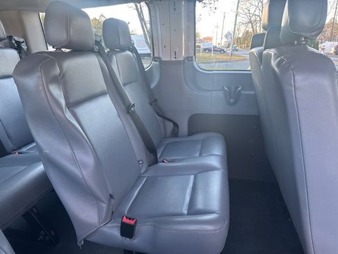 Used 2017 Ford Transit 150 XL image 28