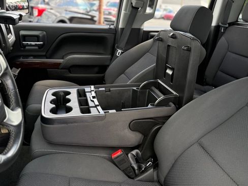Used 2018 GMC Sierra 1500 SLE w/ SLE Value Package AWD/4WD image 22