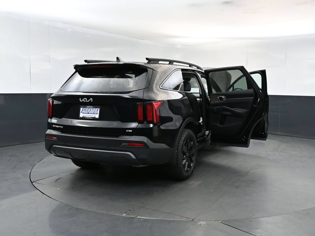 Certified 2023 Kia Sorento S w/ Panoramic Sunroof Package AWD/4WD image 29