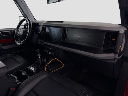 Used 2022 Ford Bronco Badlands w/ Sasquatch Package image 31