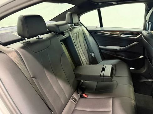 Used 2018 BMW 530i RWD image 26