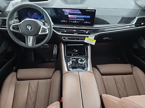 New 2026 BMW X6 xDrive40i w/ Executive Package image 19