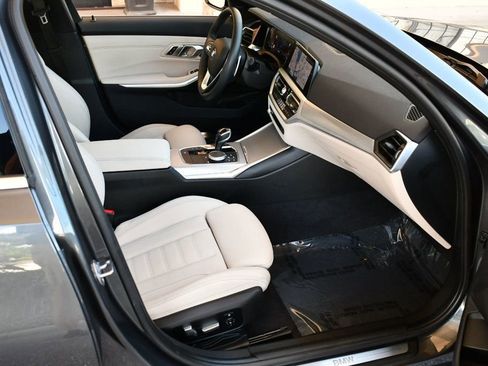Used 2020 BMW 330i Sedan w/ Premium Package image 46