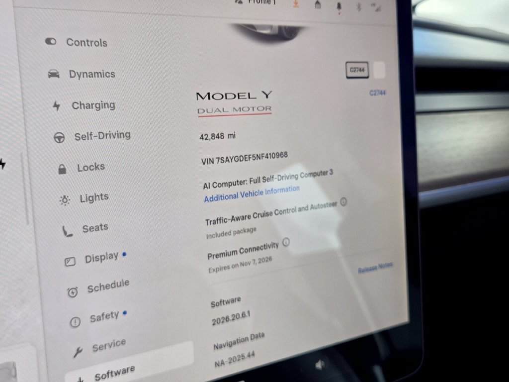 Used 2022 Tesla Model Y Performance AWD/4WD image 27