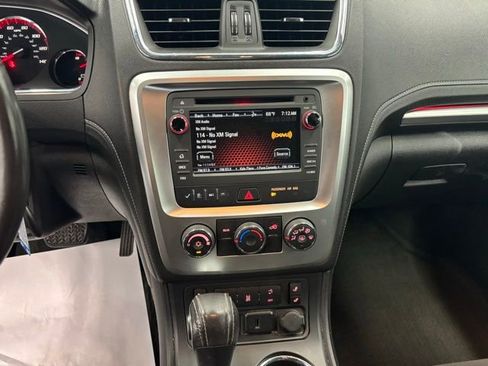 Used 2016 GMC Acadia SLE image 24