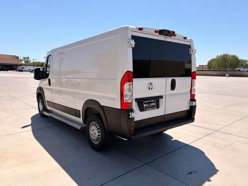 Used 2025 RAM ProMaster 2500 w/ U-Haul Equipment Group FWD image 10