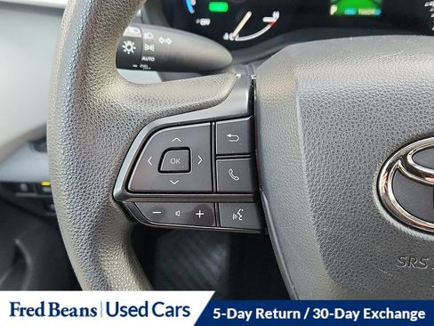 Used 2023 Toyota Sienna LE image 21